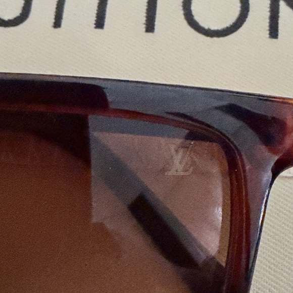 Louis Vuitton Brown Sunglasses - Picture 2 of 4